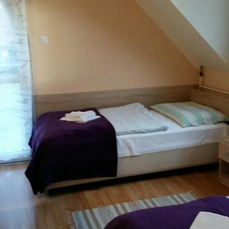 Apartman House Guest house